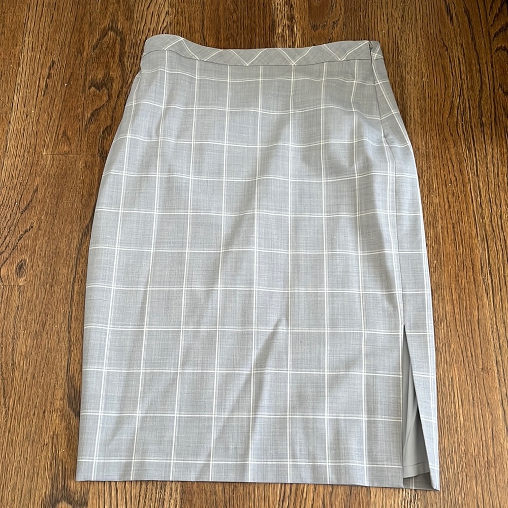 Banana Republic plaid pencil skirt, Sz 4